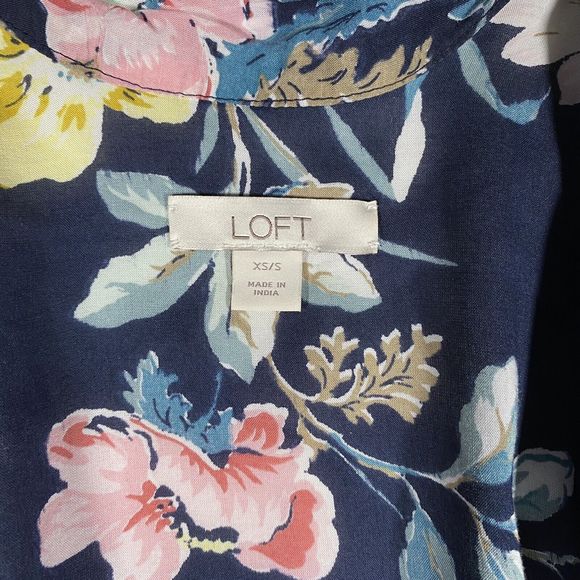 LOFT Women's Sz XS/S Floral Open Front Kimono Top Cover Up Oversized Lightweight - Picture 3 of 5